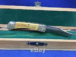 1979 Puma 223 African Big 5 Lion Knife & Wood / Velvet Display Case Mint #66