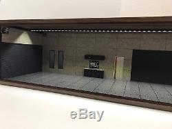 1/18 118 Scale Diorama Garage Display Wood & Acrylic Sliding Show Case Led Lamp