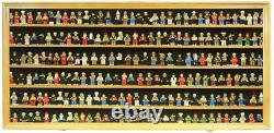 200 Mini Figures Minifigures /Display Case Cabinet Lockable