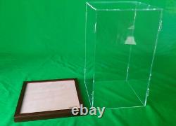 21 X 21 X 27 Display Case for Hot Toy Figures 1/6 Scale, Statue, Doll, LED Light