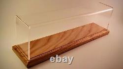 42 O Scale Model Train Display Case, Oak Base