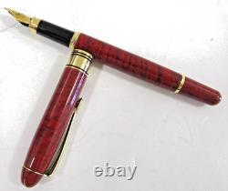 7 Pens in Wood and Glass Display Case 5 Montefiore. Parker, 1 Parade and Refills