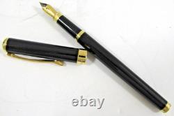 7 Pens in Wood and Glass Display Case 5 Montefiore. Parker, 1 Parade and Refills