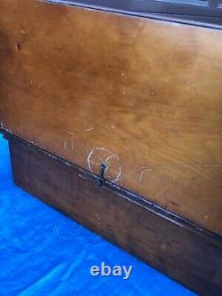Antique Lace Wood Country Store Display Case Dovetail Box Fine Laces Advertising