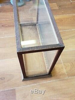 Antique / Vintage Glass / Wood Showcase Great Condition! WE SHIP