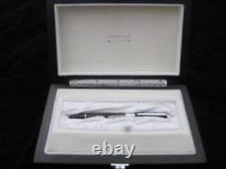 Autograph Fountain pen New Night Pearl Top of range, in wood display case