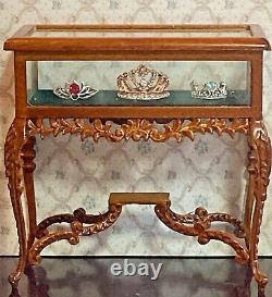 BESPAQ Display Case with Royal Tiaras on Green Velet Dollhouse 112 Miniature