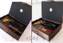 BLADE RUNNER BLASTER WOOD & LEATHER Display Storage Case Box TOMENOSUKE ETC
