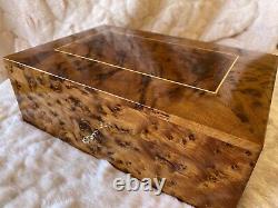 Burl Large Lockable thuja wooden jewelry box holder with key, watch box, Keepsake