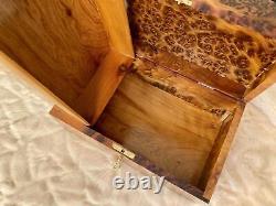 Burl lockable thuja wooden jewelry box holder with key, Decorative Box, Keepsake
