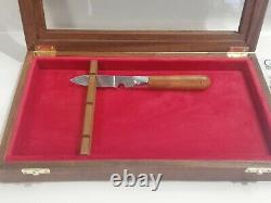 Cofanetto espositore in legno per coltelli Wood Display Case for Knives Coins