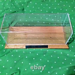 Danbury Mint Aston Martin 007 wood display case used n excellent condition RARE