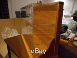 Danbury Mint Oak Wood Display Case, holds (6) 124 Scale Diecast Model Cars