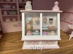 Dollhouse Pink BAKERY DISPLAY CASE with CAKES Hand-Painted 112 Shop Furniture