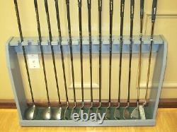 Gray Solid Wood Golf Club Floor Display Rack Case for 14 Scotty Cameron Putters