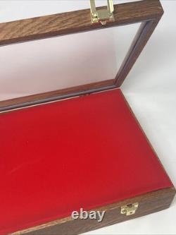 Gun Display Case Pistol 18 x 12 x 4 Oak & Green Revolver Wood USA Shadow Box Gun Display Case Pistol 18 x 12 x 4 Oak & Green Revolver Wood USA Shadow Box