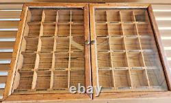 HUNT ROUND TIP PENS Antique Wooden Store Display Case Glass Top And Stock Drawer