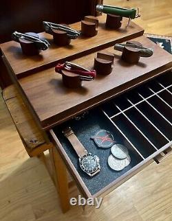Holme and Hatfield The Armory Walnut Knife Display Case Handsome / 20-30 Knives