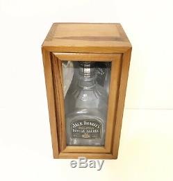 JACK DANIELS OLD NO 7 BRAND SINGLE BARREL Wood Display Case with Empty Bottle