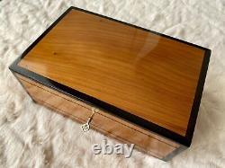 Jewellery Box, large lockable wooden burl Jewelry Box with key, wedding wood