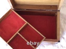Jewelry Box, large lockable wooden Jewelry Box holder with key, decorative box