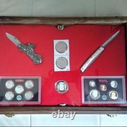 Knife Display Case Arrowheads 18 x 12 Walnut Solid Wood USA Made Lock Shadow Box