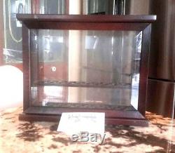 Levenger Dark Cherry Wood Finish & Glass 20 Pen Display Case In Very Nice Cond