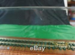 Lionel O Gauge Locomotive Operating Roller Base/ Display Case 34 1/2