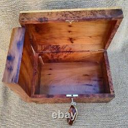 Lockable thuja burl wooden jewelry box organizer with key, keepsake, Gift, Wedding