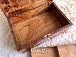 Luxury large burl lockable wooden box + Engraving