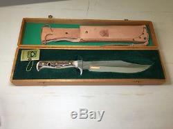 MINT 1973 Vintage PUMA 6376 BIG BOWIE Knife & Leather Sheath Wood Display Case