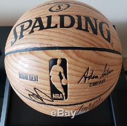 Miami Heat Team Signed Basketball Wood Grain 2018-19 High End Display Case NBA