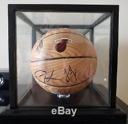 Miami Heat Team Signed Basketball Wood Grain 2018-19 High End Display Case NBA