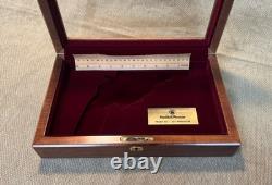 Model 627 S&W. 357 Mag 4 Barrel Display Case. Brand New USA Made For Smith