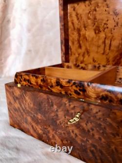 Moroccan lockable thuja burl wooden jewelry box holder with key, Decorative Box