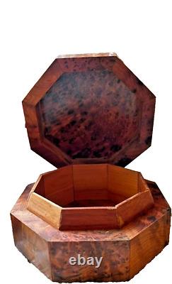 Moroccan wooden jewelry box made of thuya wood, amazing box thuya for a Gift