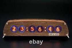 Nixie Tubes Clock IN-4 Case Oak Case Format 12/24H Temp F/C Slot Machine