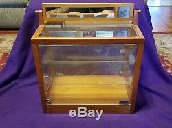 Optical Maui Jim Sunglasses Display Case Glass & Wood Very Nice