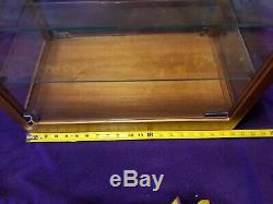 Optical Maui Jim Sunglasses Display Case Glass & Wood Very Nice