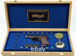 PISTOL GUN PRESENTATION CUSTOM DISPLAY CASE BOX for WALTHER PPK cal. 7,65 mm