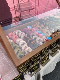 Pastry Display Case Cookie Bakery Cupcake Food 36 x 24 USA Walnut Wood Show Box