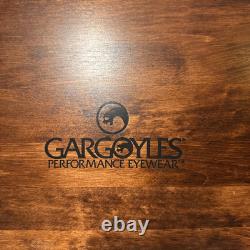 RARE GARGOYLES Medalist Collection Display Case Solid Wood/burgundy Glasses