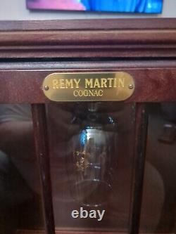 REMY MARTIN WOOD COGNAC BOTTLE DISPLAY CASE (Locking) 2 GLASSES