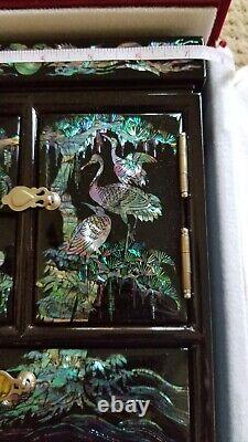Real Mother Of Pearl Inlaid Black Lacquer Jewelry Box