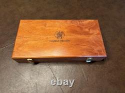Smith & Wesson Wooden Display Case Model 29-Laser Engraved-New! -Free Shipping