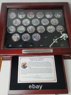 The President Barack Obama Coin Collection Wood Glass Display Case with Cards, key
