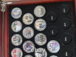 The President Barack Obama Coin Collection Wood Glass Display Case with Cards, key