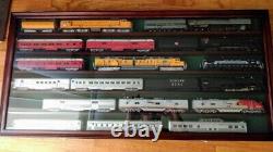 Train Display Case HO N Z Cars 1/64 Model Toy Matchbox Mahogany Wood US Cabinet