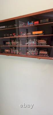Train Display Case O Scale Walnut Railroad Car Locomotive Collection USA Cabinet