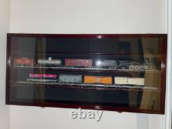 Train Display Case O Scale Walnut Railroad Car Locomotive Collection USA Cabinet